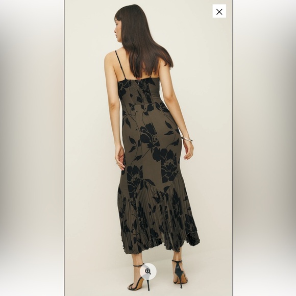 Reformation Aiko Elegant Black Floral Dress - Picture 3 of 3